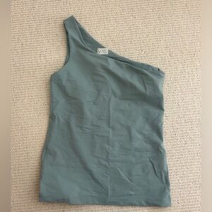 Outdoor Voices one shoulder